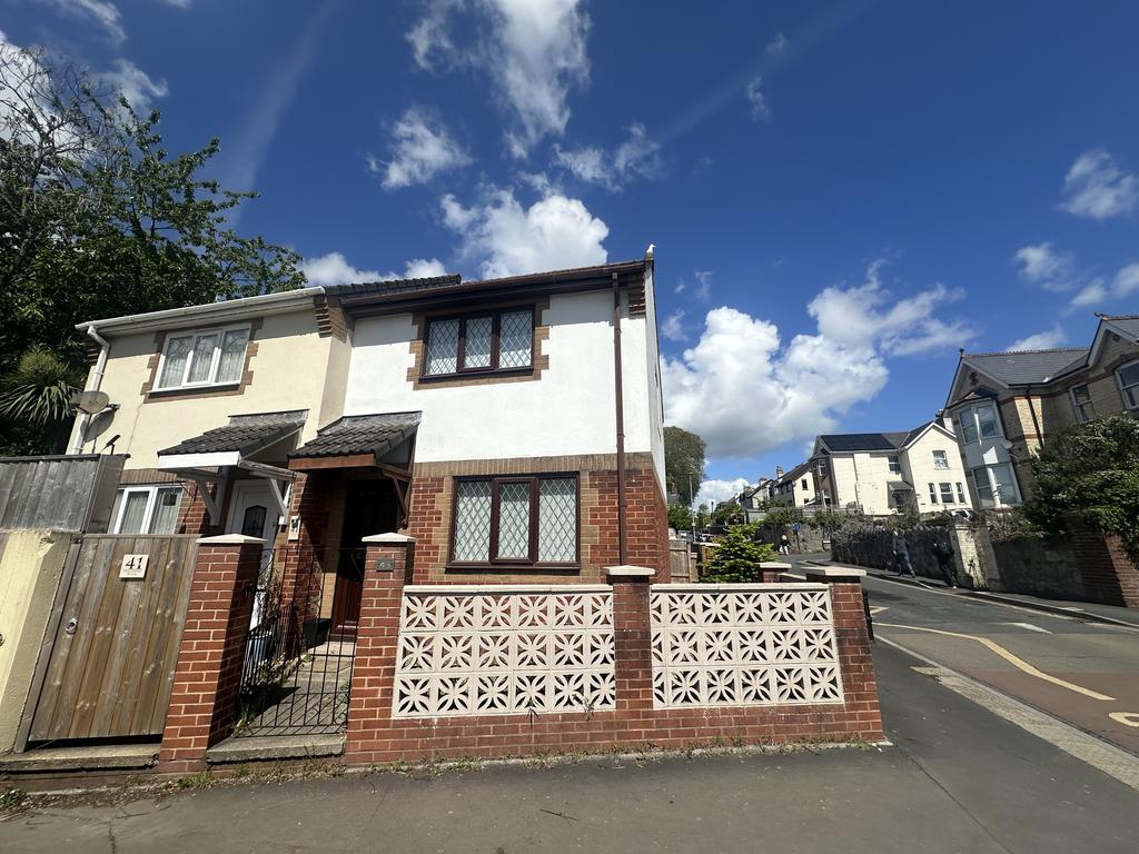 2 bedroom house to rent