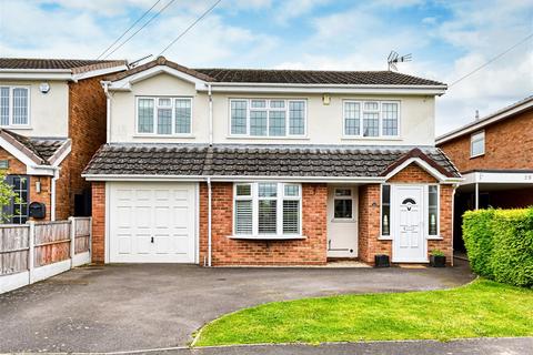 5 bedroom detached house for sale, 23 Windsor Road, Pattingham, Wolverhampton, WV6 7DR