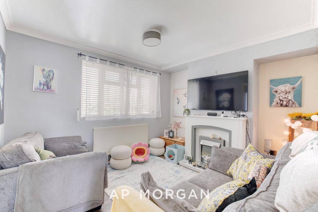 Apartment in Solihull, Ulverley Green - More