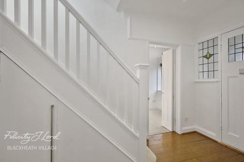 Broad Walk, London SE3