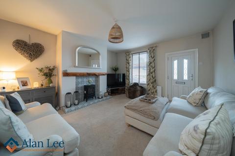 2 bedroom terraced house for sale, Crompton Road, Macclesfield, SK11 8EH