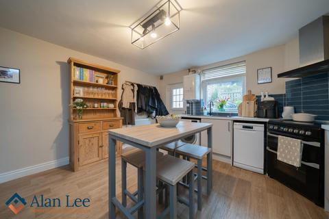 2 bedroom terraced house for sale, Crompton Road, Macclesfield, SK11 8EH
