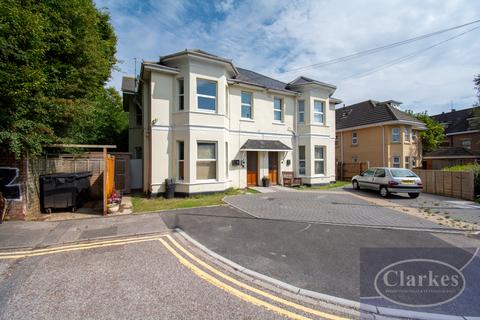 2 bedroom flat to rent, Methuen Close, Bournemouth, Dorset