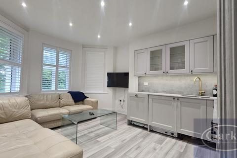 2 bedroom flat to rent, Methuen Close, Bournemouth, Dorset