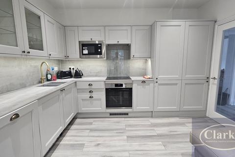 2 bedroom flat to rent, Methuen Close, Bournemouth, Dorset
