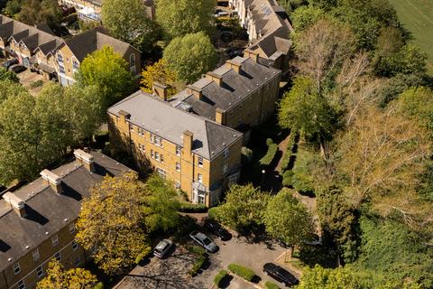 1 bedroom apartment for sale, Avonley Road, London, SE14