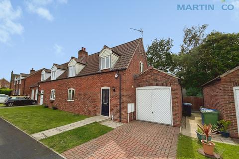 3 bedroom semi-detached house for sale, Willow Mews, Beckingham