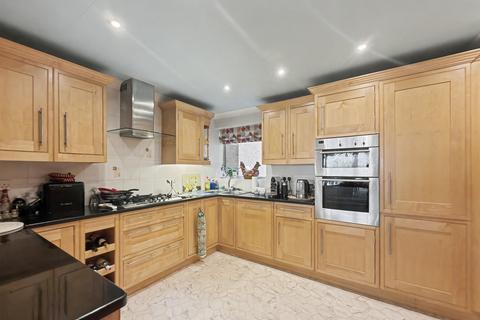 3 bedroom apartment for sale, Harbour Watch, 391 Sandbanks Road, Poole