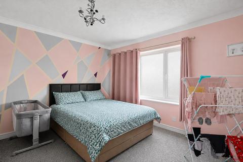 2 bedroom flat for sale, Freshwater Drive, Hamworthy