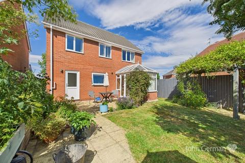 4 bedroom detached house for sale, Honeysuckle Way, Loughborough
