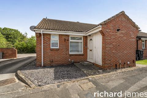 1 bedroom semi-detached bungalow for sale, Thornford Drive, Westlea, Swindon, SN5