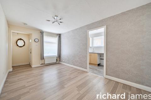 1 bedroom semi-detached bungalow for sale, Thornford Drive, Westlea, Swindon, SN5