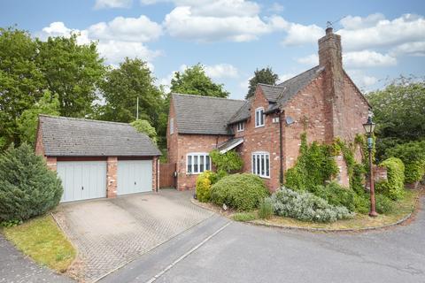 4 bedroom detached house for sale, Matthews Close, Rushton