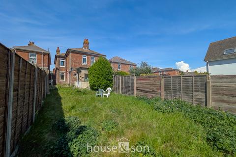 Semi-detached house - Hankinson Road, Bournemouth