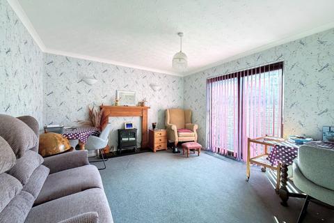 2 bedroom bungalow for sale, Kingshill Gardens, Nailsea, Nailsea Somerset, BS48