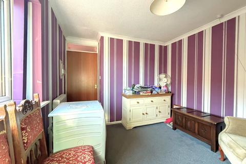 2 bedroom bungalow for sale, Kingshill Gardens, Nailsea, Nailsea Somerset, BS48