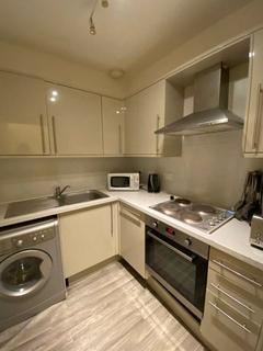 4 bedroom apartment to rent, Brougham Place, Edinburgh, Midlothian
