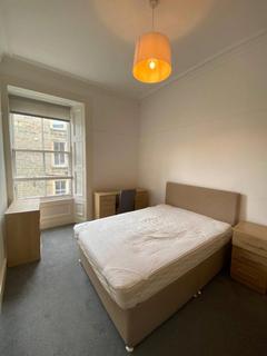 4 bedroom apartment to rent, Brougham Place, Edinburgh, Midlothian