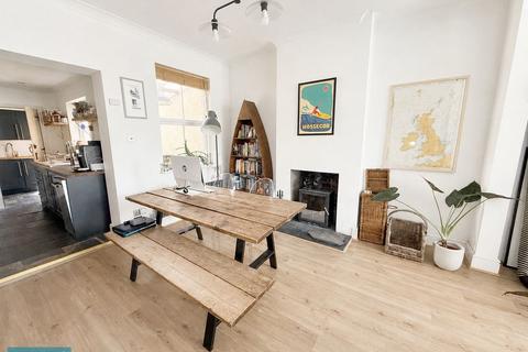 2 bedroom terraced house for sale, Kingston Road, Taunton