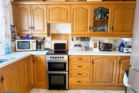 3 bedroom terraced house for sale, Charles Crescent, Taunton