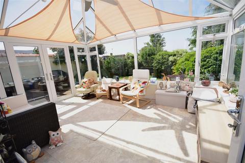 3 bedroom detached house for sale, Byron Road, Exeter EX2