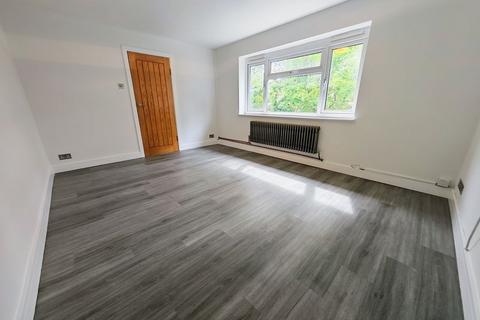 2 bedroom flat for sale, Wilsmere Drive, Northolt