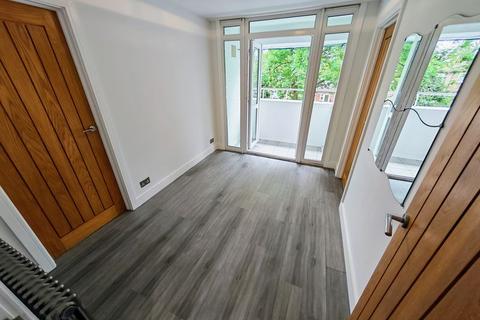 2 bedroom flat for sale, Wilsmere Drive, Northolt