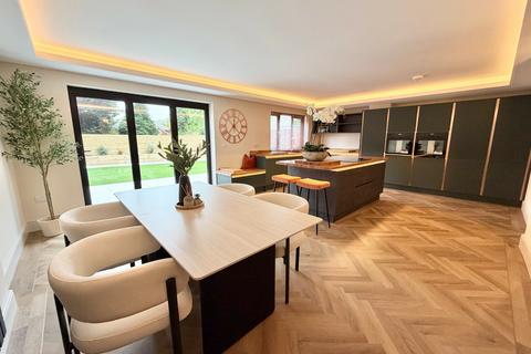 4 bedroom semi-detached house for sale, Gower Road, Killay, Swansea