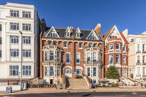 2 bedroom flat to rent, St. Helens Parade, Southsea