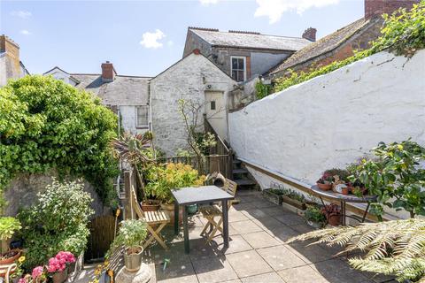 undefined, Bread Street TR18