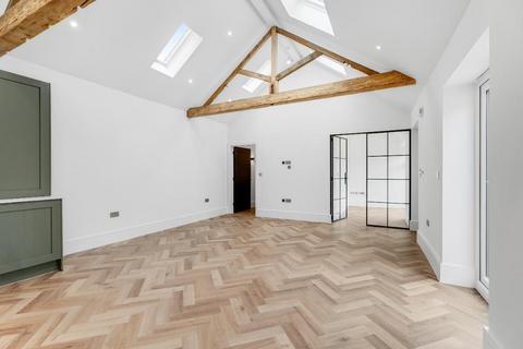 3 bedroom barn conversion for sale, Milton Keynes MK17