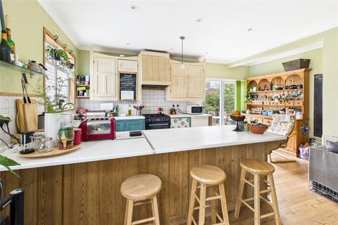 5 bedroom semi-detached house for sale, Wavertree Road, London, SW2