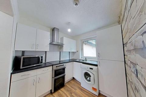 1 bedroom flat to rent, Chamberlain Road, Jordanhill, GLASGOW, G13