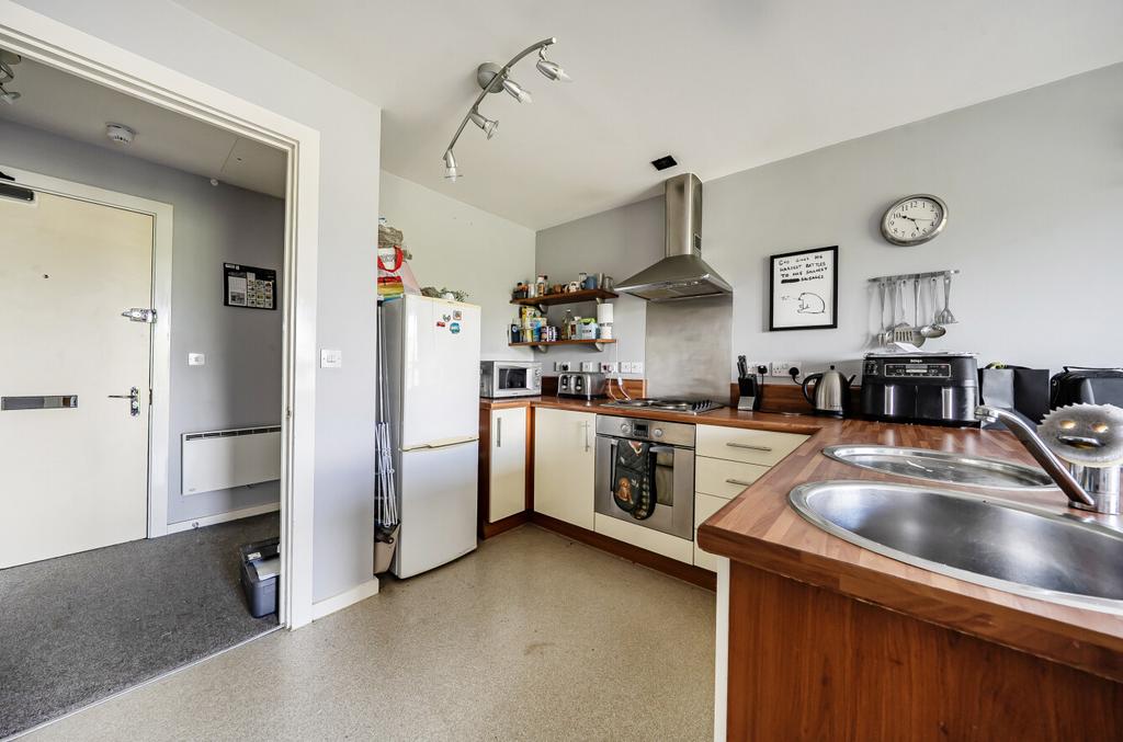 Apartment in Manchester, City Centre - View 6
