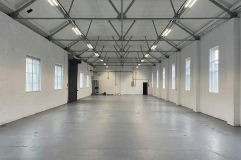 Warehouse to rent, Hartlebury Trading Estate Hartlebury DY10 4JB