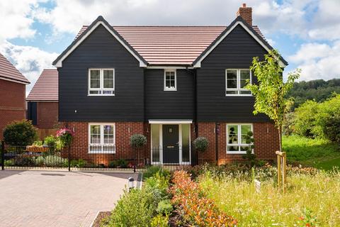 5 bedroom detached house for sale, The Thirlford - Plot 144 at Sondes Meadows, Sondes Meadows, Westcott Road RH4
