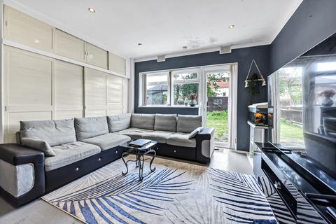 undefined, 59c Elgin Road Ilford IG3 8LN