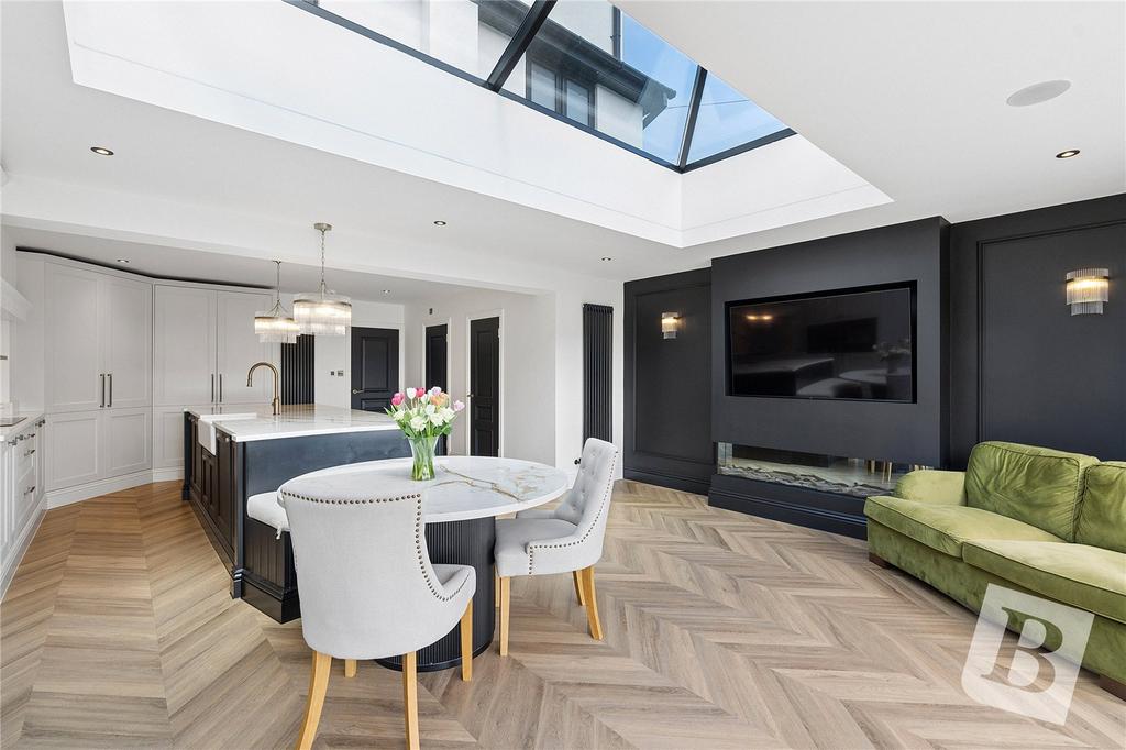 Breakfast Room