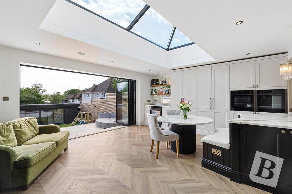 Breakfast Room