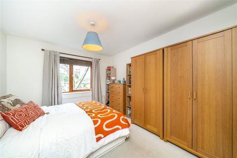 2 bedroom flat for sale, Tarling Street, London, E1