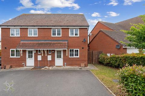 3 bedroom semi-detached house for sale, Sunset Way, Evesham WR11
