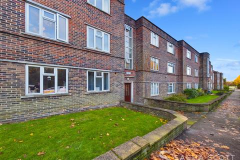 Eastgate, Banstead, SM7