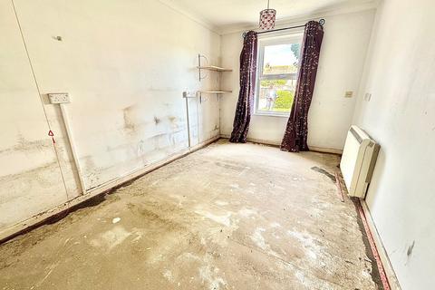 1 bedroom flat for sale, South Farm Road, Worthing, BN14