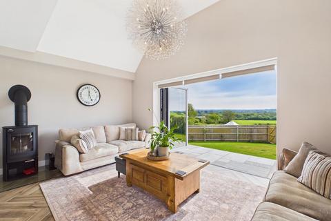 4 bedroom detached bungalow for sale, 8 Marmion Close, Horncastle