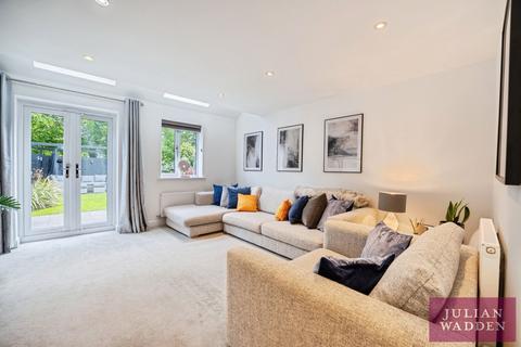 4 bedroom semi-detached house for sale, Toddbrook Close, West Didsbury, Manchester, M20