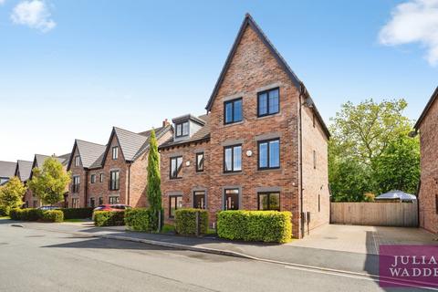 4 bedroom semi-detached house for sale, Toddbrook Close, West Didsbury, Manchester, M20