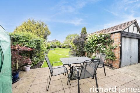 4 bedroom semi-detached house for sale, Southview Avenue, Southview Avenue SN3