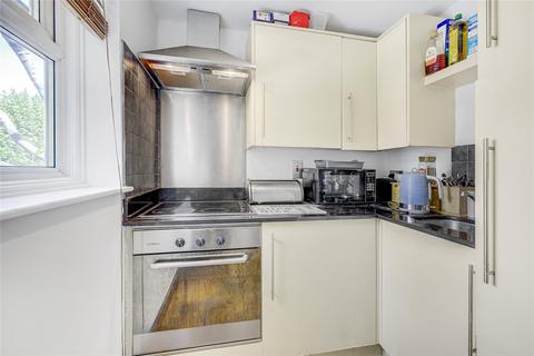 1 bedroom flat for sale, Wandsworth Bridge Road, Fulham, London, SW6