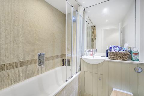 1 bedroom flat for sale, Wandsworth Bridge Road, Fulham, London, SW6