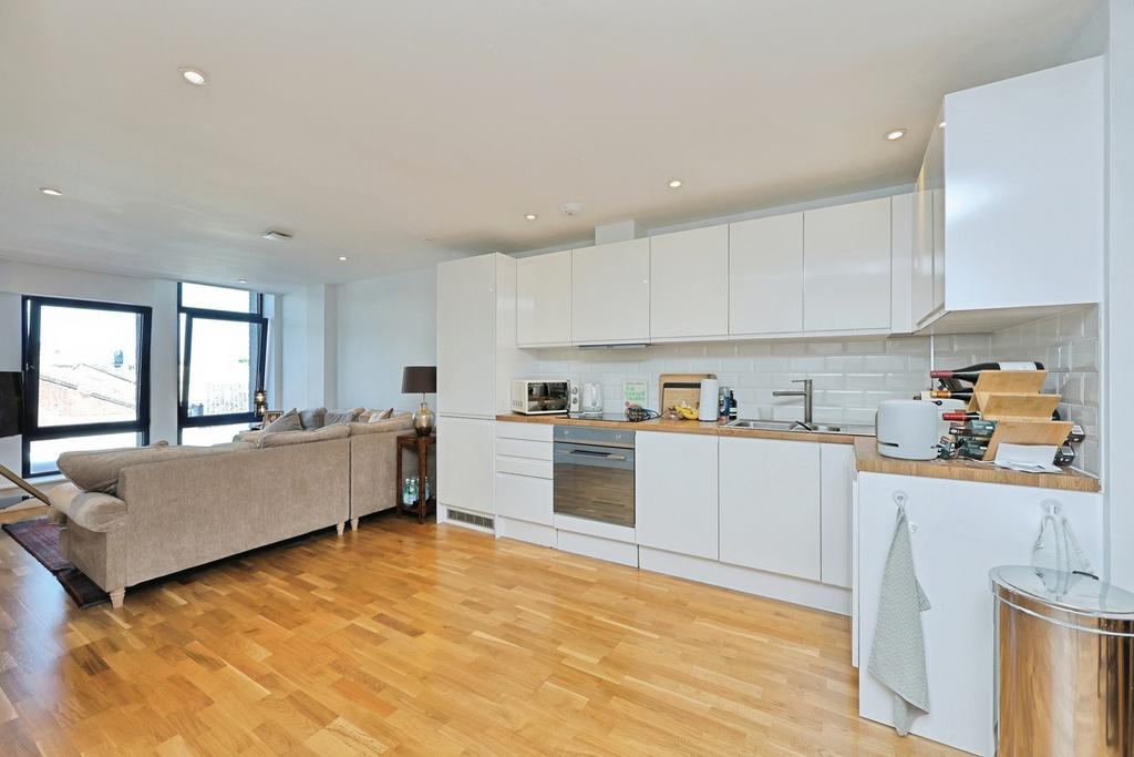 1 bedroom flat for sale